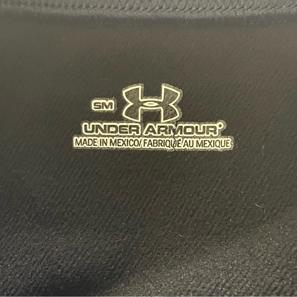 Under Armour Mock Turtleneck Long Sleeve Shirt  Size: Small - Picture 6 of 11